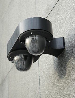 安防監(jiān)控.jpg 安防監(jiān)控.jpg